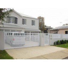 110mm x 50mm Chunky - Vertical Sliding Gate -  110x50 Vertical Rails - 38mm top battens