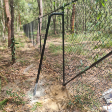 Stays for Chain Mesh fence - PICKUP Posts CHainlink Chain Link