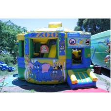 The Fun Factory - Number 1 Castle - 4.5m W x 5.5m D Fun Factory ** Commercial *  obstacle course USED